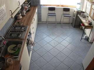voyeurcam julmodels kitchen 2